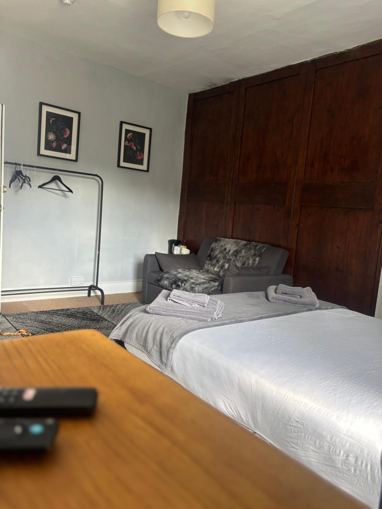 Three Tuns Ashwell Bed & Breakfast Eksteriør bilde